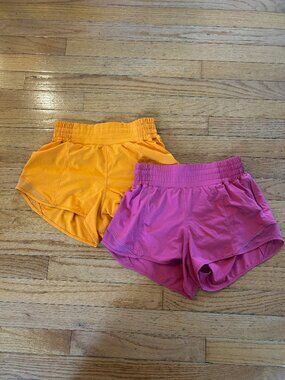 2 lululemon hotty hot short bundle in orange and pink- size 4- length 2.5 inch